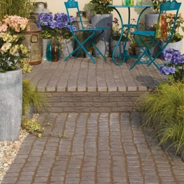 Carpet Stones Cobble Charcoal Straight 1200 x 400 x 40mm