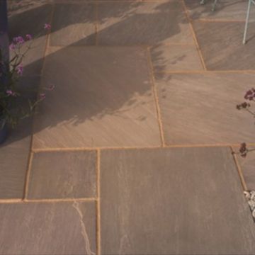 Blended Natural Sandstone Patio Pack 19.52m2 Burnt Umber