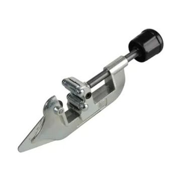 Monument Adjustable Pipe Cutter MON266E 