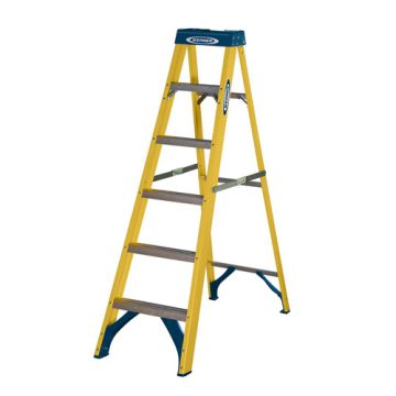 Werner Fibreglass Swingback Stepladder - 6 Tread 