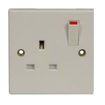 MDT 1G 13A Switched Socket WWP1042 