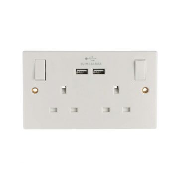Jegs 2G Switched Socket & USB Ports
